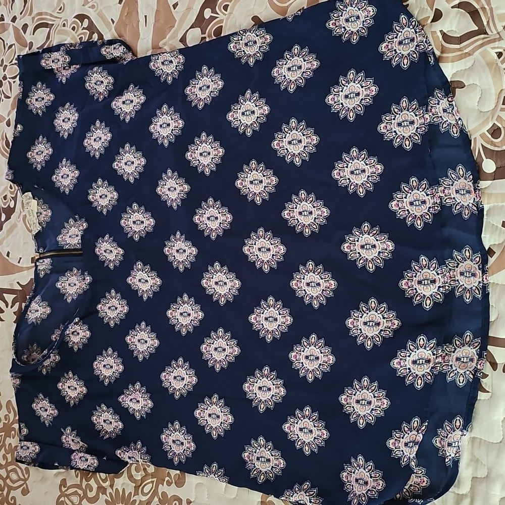 Pink Republic Women's Navy Floral A-Line Top Sz L